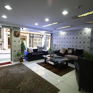 verificați disponibilitatea